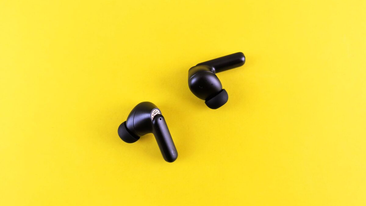 True-Wireless-In-Ear-Kopfhörer im Case