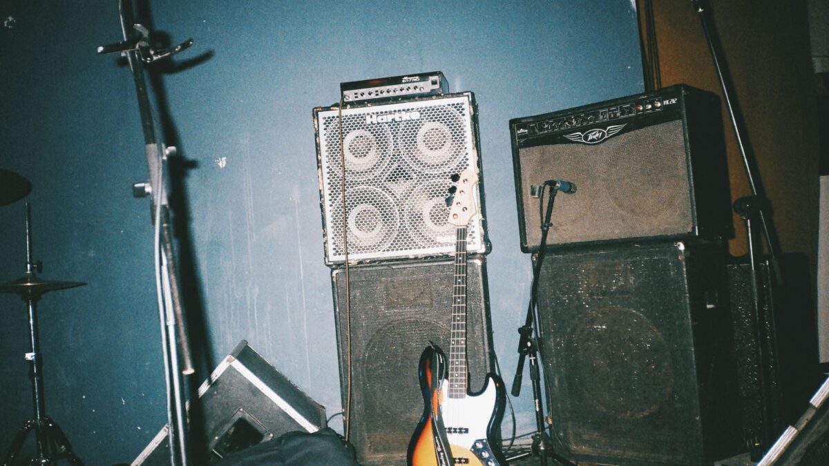 4×12 Gitarrenbox auf einer Bühne